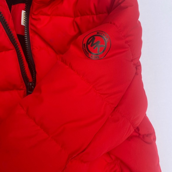 Michael Kors Red Hooded Puffer JACKET  Size 5/6 - Picture 5 of 9